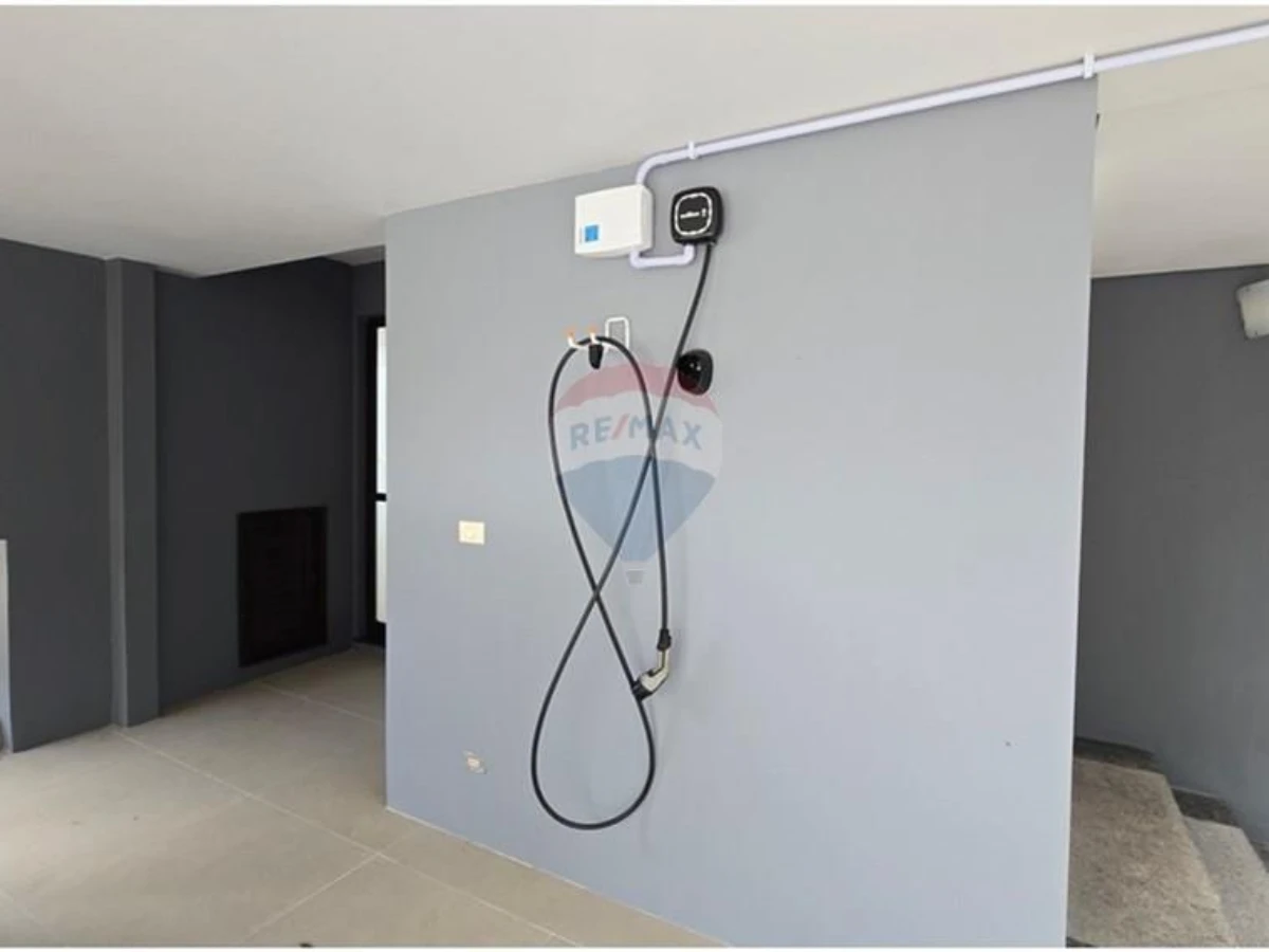 Casa com Vista Mar, 4 Dormitórios para Alugar – João Paulo, Florianópolis