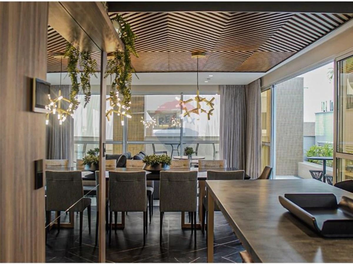 Apartamento 2 Suítes à Venda — Gaivotas Golden Residence, Ingleses