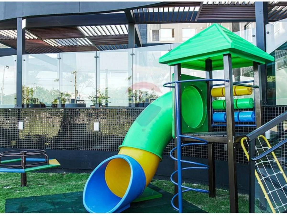 Apartamento 2 Suítes à Venda — Gaivotas Golden Residence, Ingleses