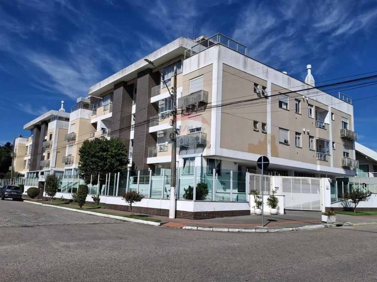 Apartamento 2 Suítes à Venda em Canasvieiras, Florianópolis