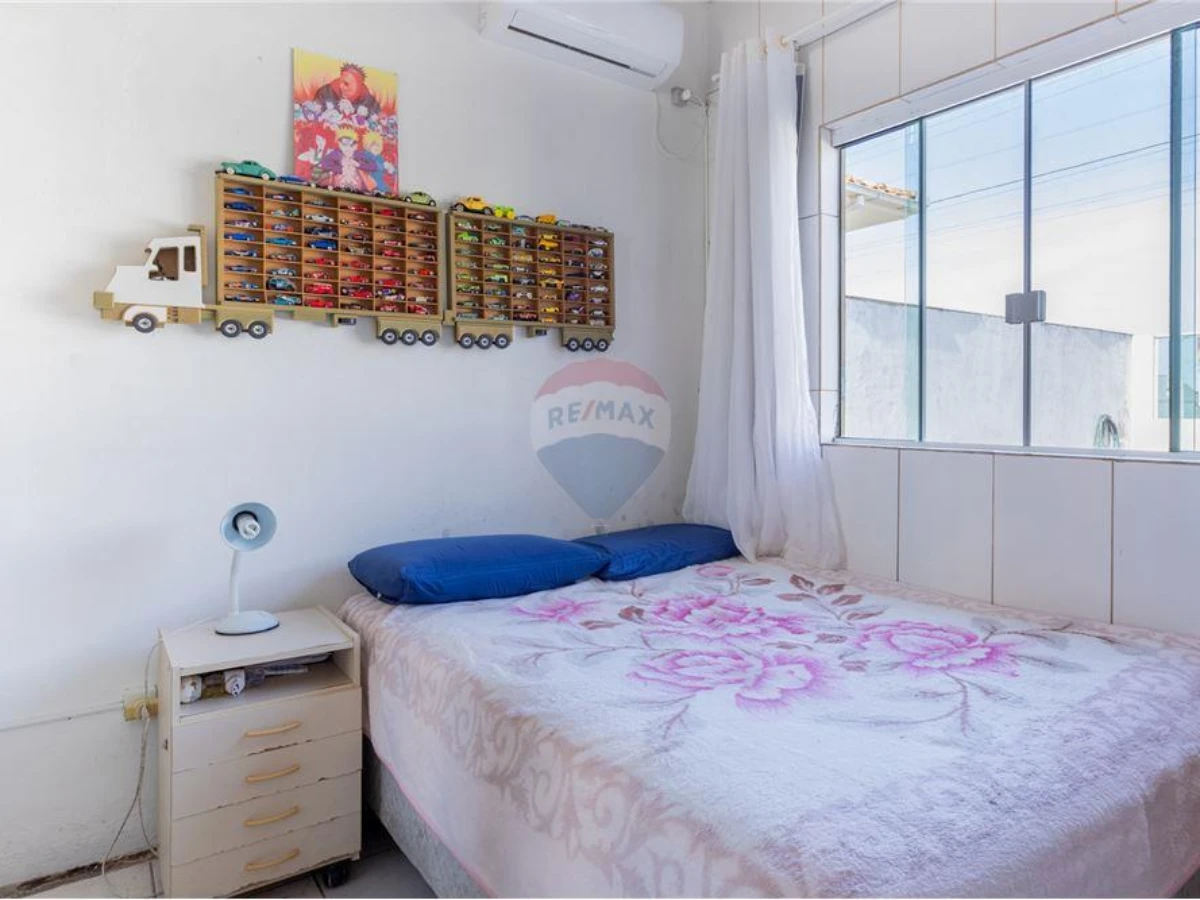 Casa 2 Quartos à Venda — Carianos, Florianópolis, SC