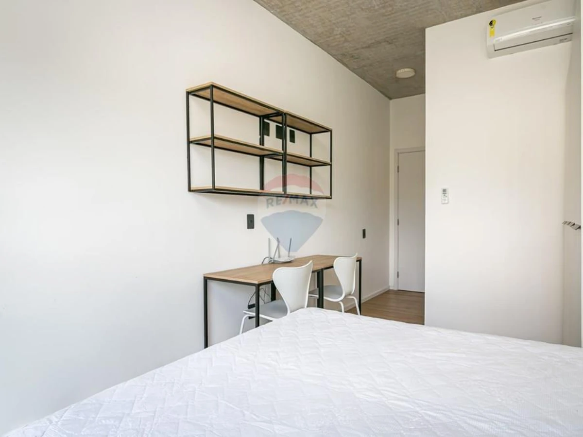 Apartamento 3 Suítes à Venda na Carvoeira, Florianópolis
