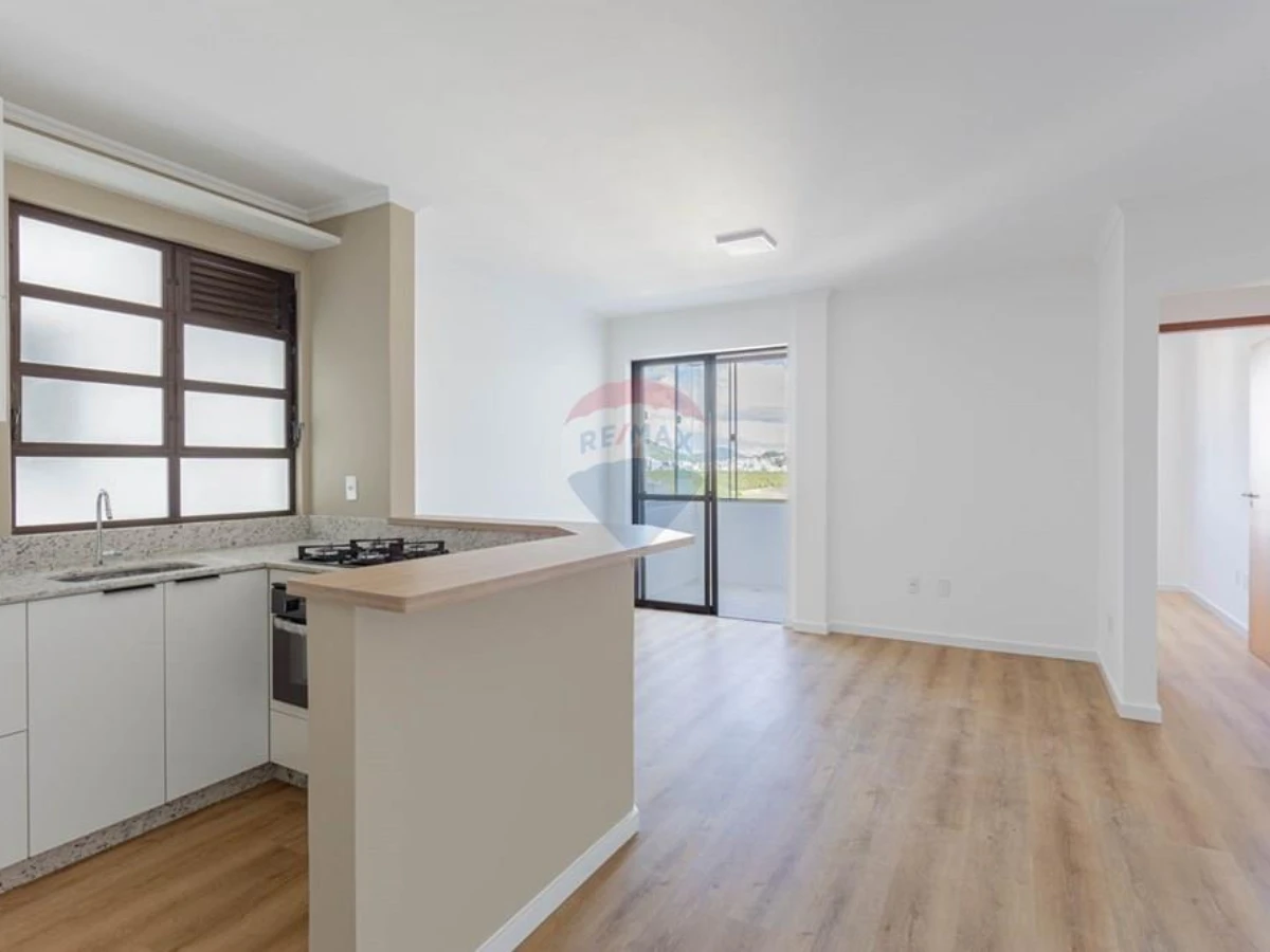 Apartamento 3 Dormitórios com Vista Mar — João Paulo, Florianópolis