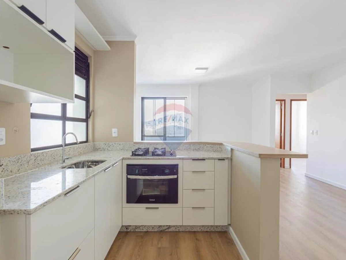 Apartamento 3 Dormitórios com Vista Mar — João Paulo, Florianópolis