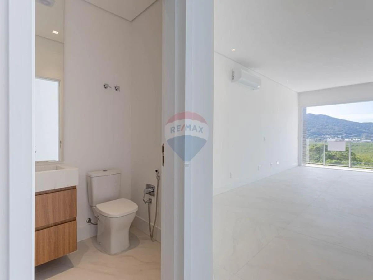 Apartamento 3 Suítes Vista Mar — João Paulo, Florianópolis