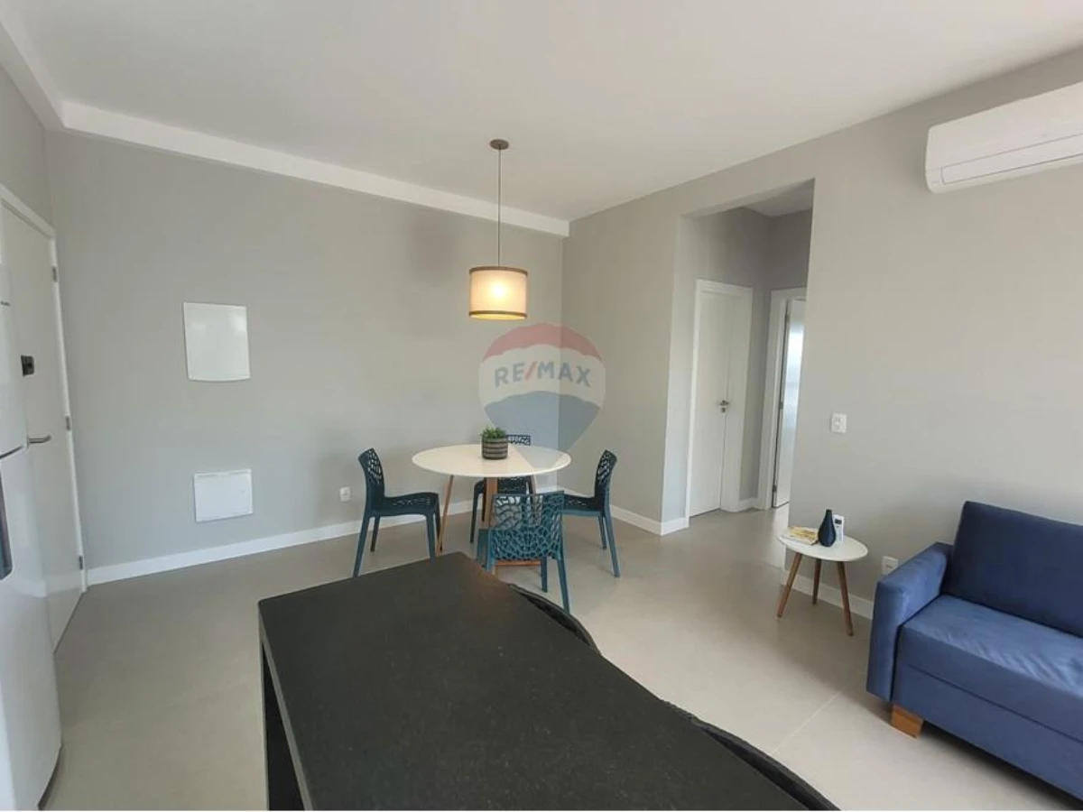 Apartamento 2 Quartos Mobiliado à Venda na Cachoeira do Bom Jesus, Florianópolis