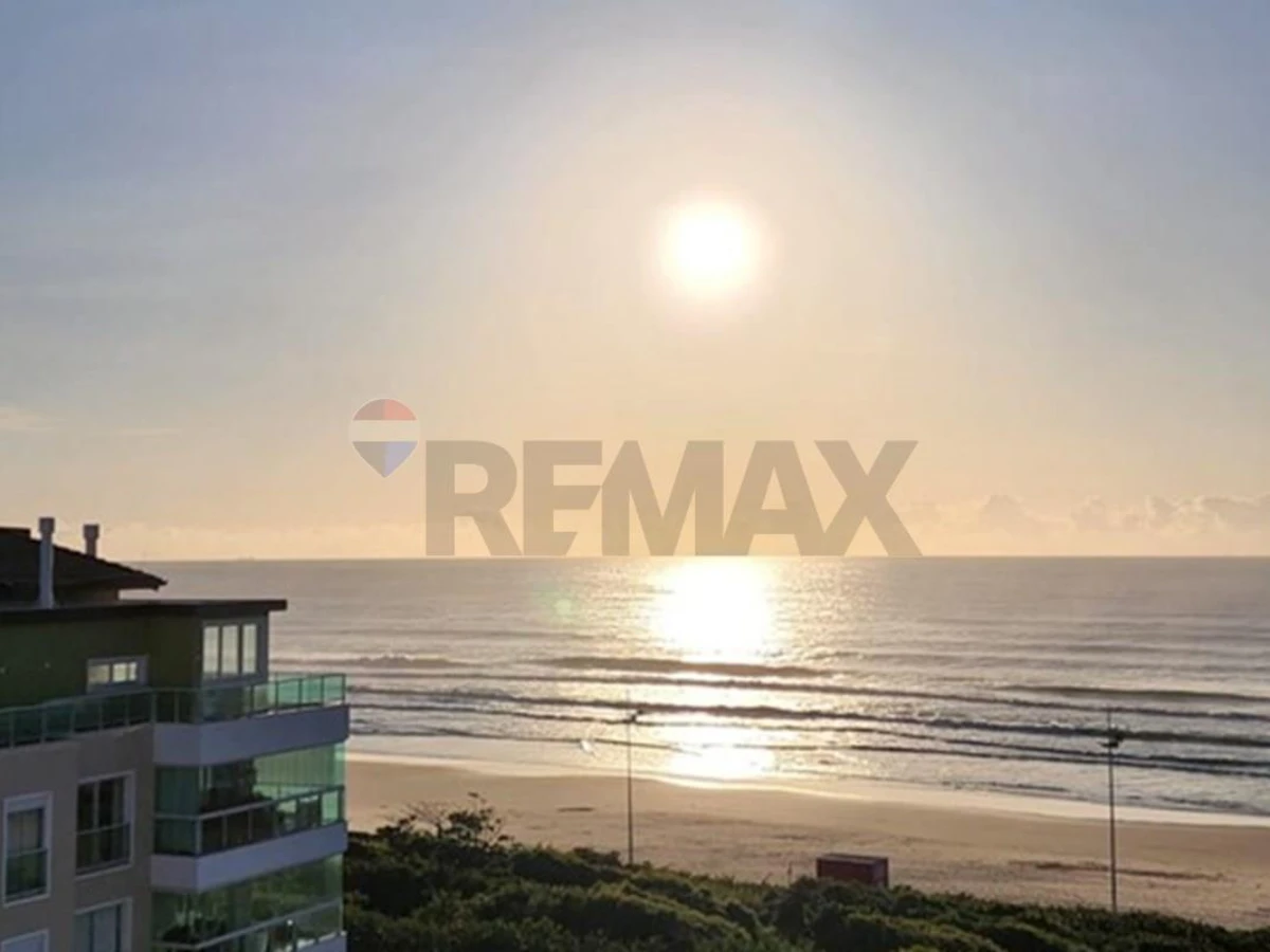 Cobertura 4 Suítes com Vista para o Mar — Santinho, Florianópolis