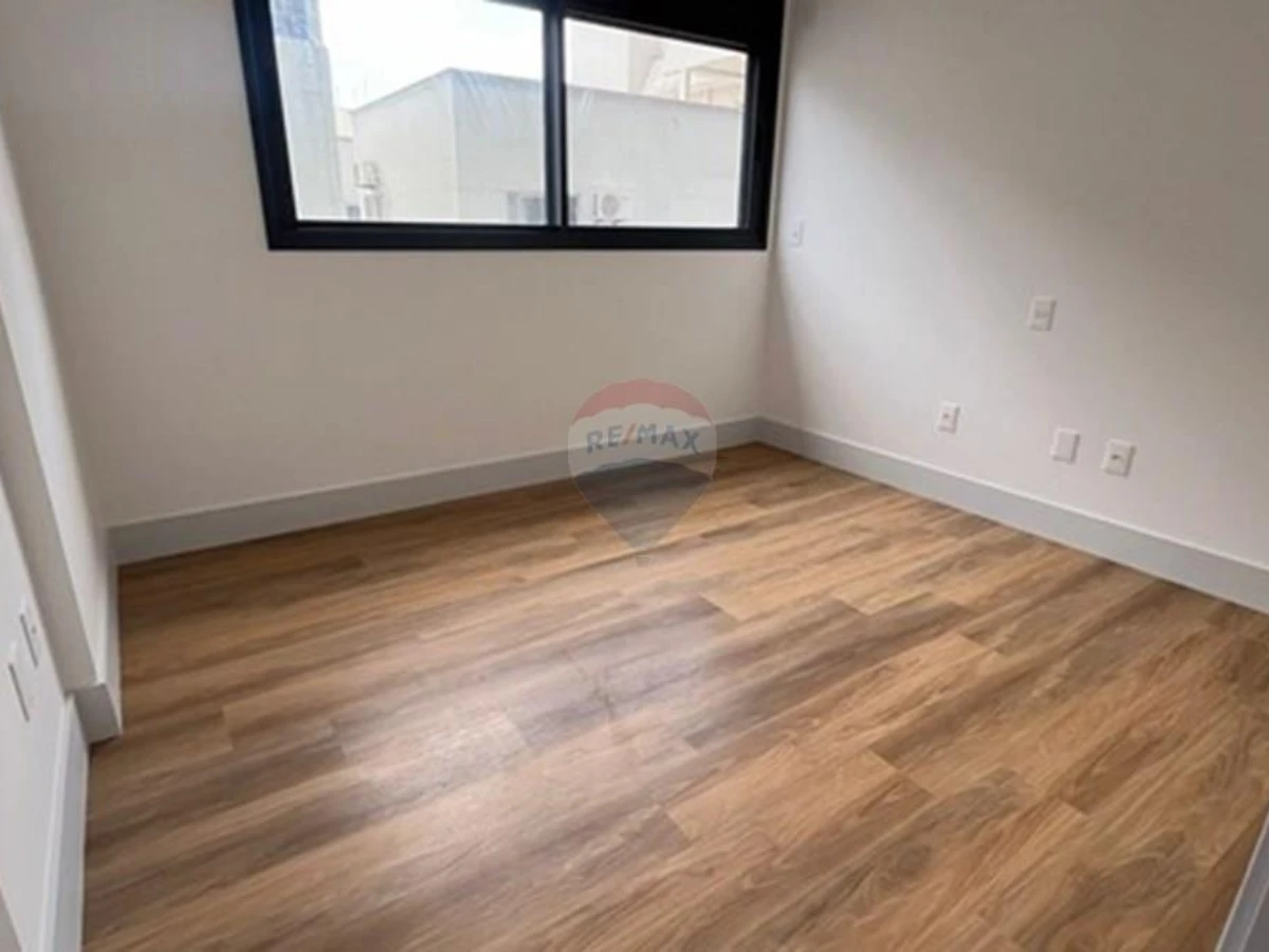 Apartamento 2 Suítes à Venda no Estreito, Florianópolis