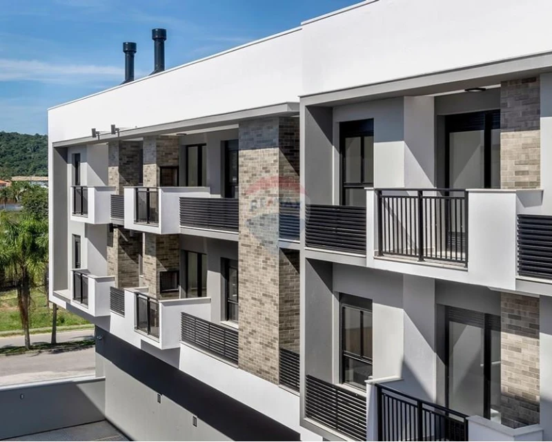 Apartamento 1 Dormitório com Suíte à Venda em Cachoeira do Bom Jesus, Florianópolis