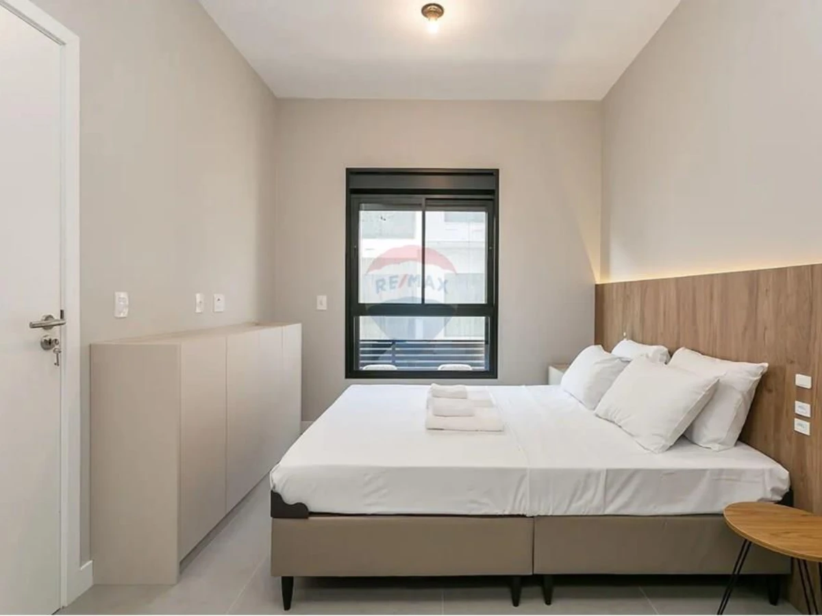 Apartamento 1 Dormitório com Suíte à Venda em Cachoeira do Bom Jesus, Florianópolis