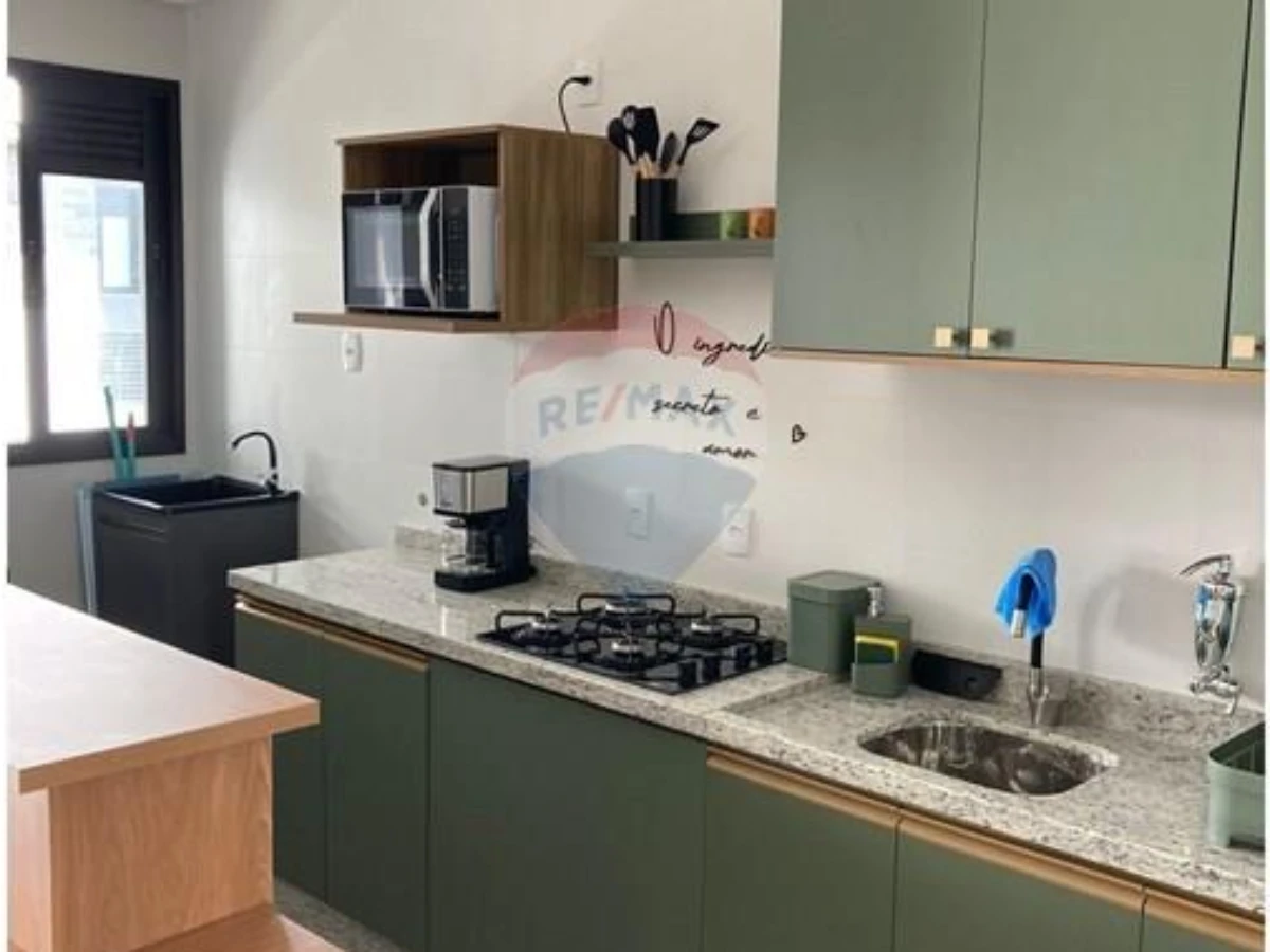 Apartamento Mobiliado 1 Quarto à Venda — Cachoeira do Bom Jesus, Florianópolis