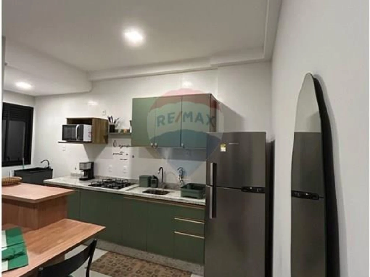 Apartamento Mobiliado 1 Quarto à Venda — Cachoeira do Bom Jesus, Florianópolis