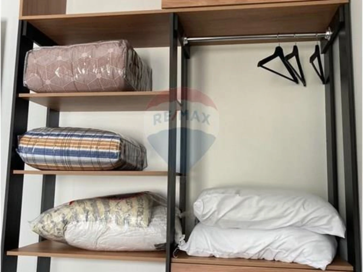 Apartamento Mobiliado 1 Quarto à Venda — Cachoeira do Bom Jesus, Florianópolis