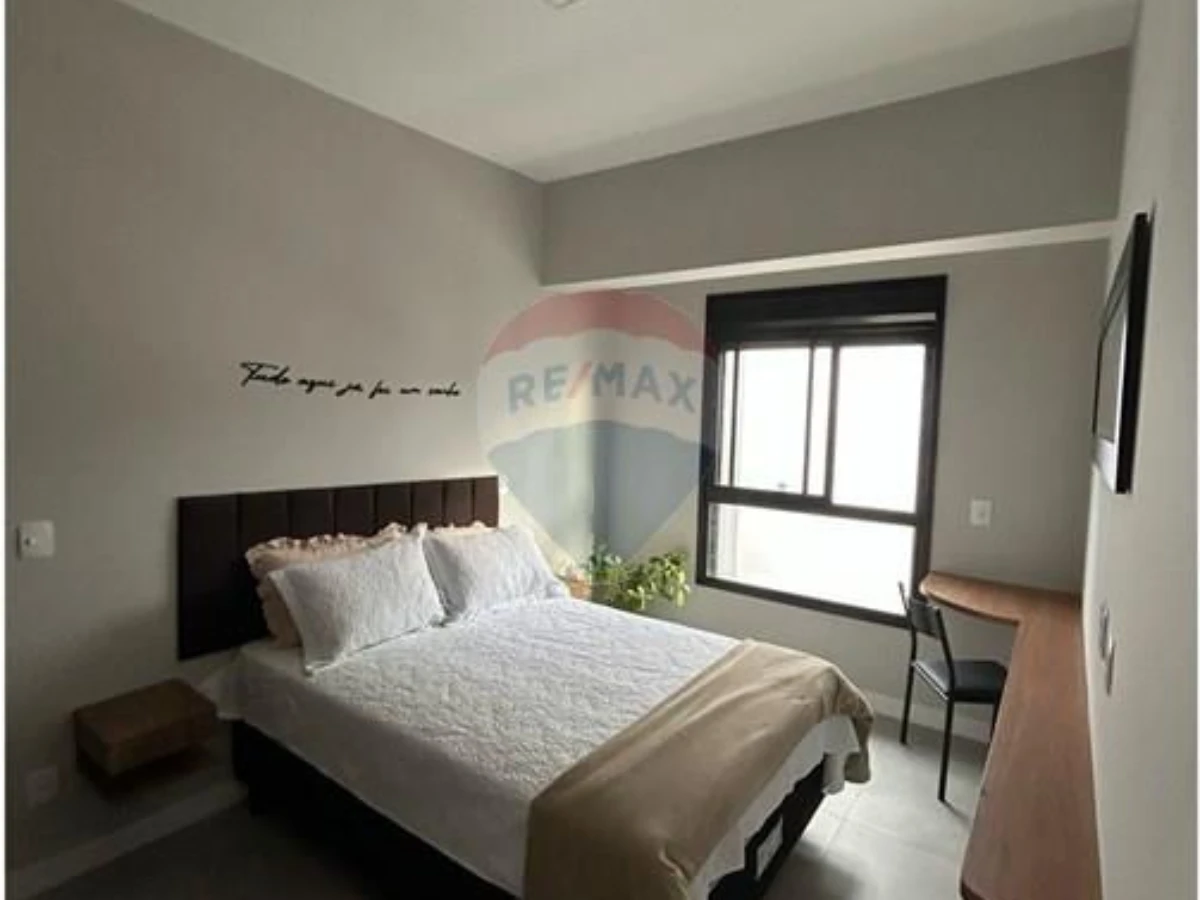 Apartamento Mobiliado 1 Quarto à Venda — Cachoeira do Bom Jesus, Florianópolis