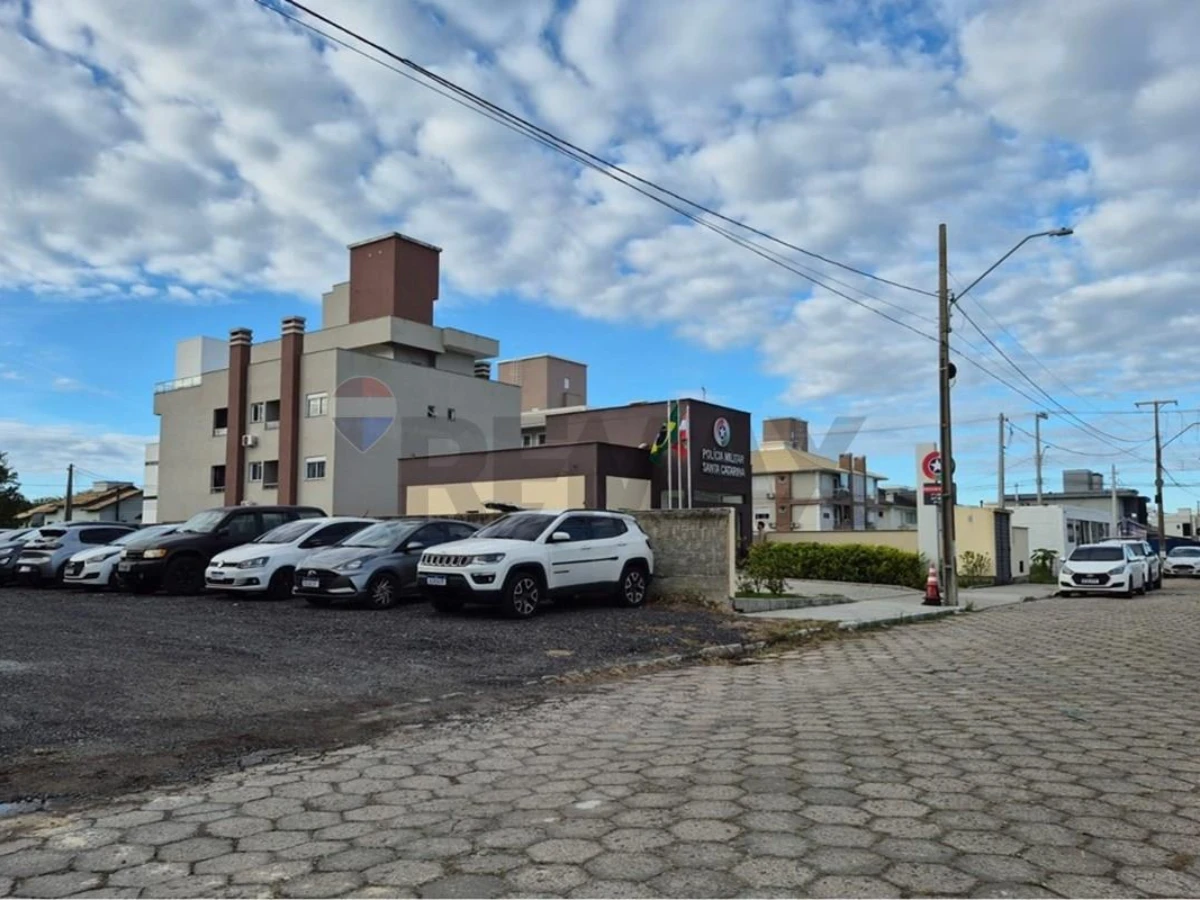 Casa 3 Dormitórios à Venda em Ingleses, Florianópolis — 131 m²
