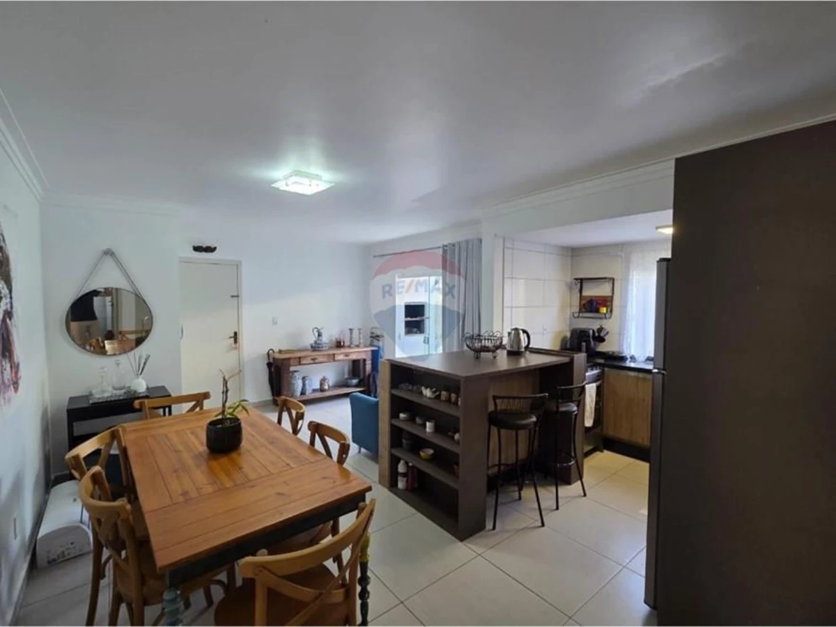 Apartamento Garden Térreo à Venda em Ingleses, Florianópolis