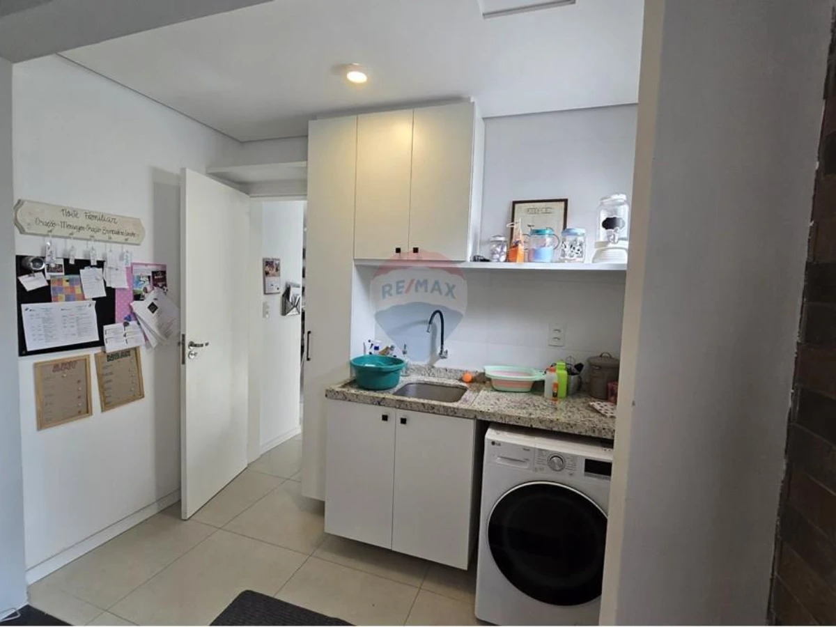 Casa 3 Quartos à Venda no Rio Vermelho, Florianópolis