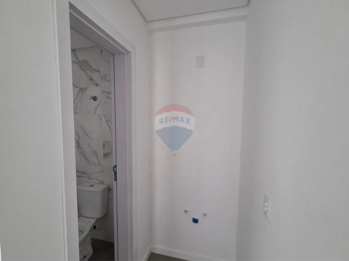 Apartamento 2 Quartos à Venda em Ingleses, Florianópolis — 67 m²
